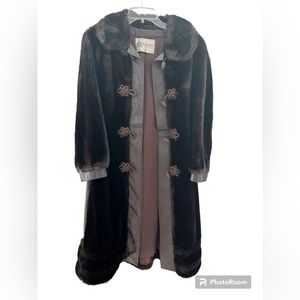 Brown Bullock’s California fur coat - m